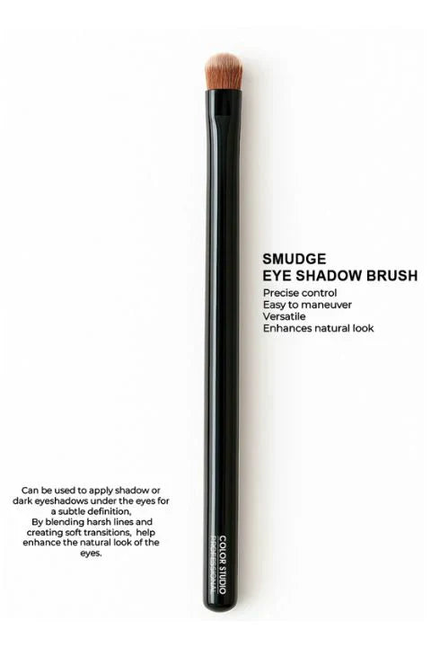 Color Studio Smudge Eye Shadow brush | Best Price in Pakistan original skincare product Pakistan
