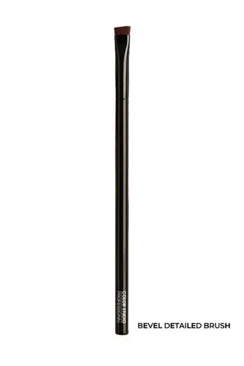 Color Studio Bevel detail brush | Best Price in Pakistan original skincare product Pakistan مرکزی تصویر