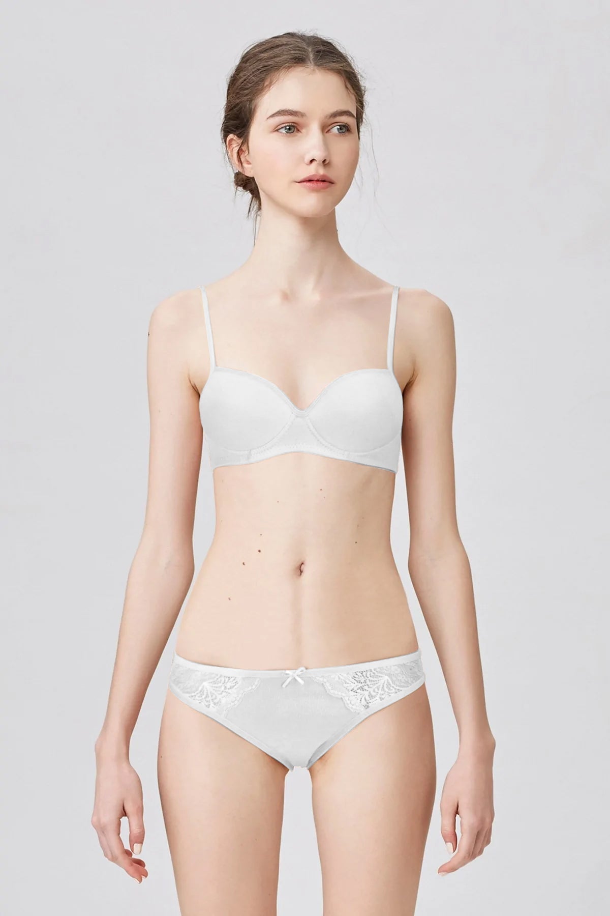 BLS | Belva Soft Padded Cotton Teen Bra | White | Best Price in Pakistan original skincare product Pakistan مرکزی تصویر