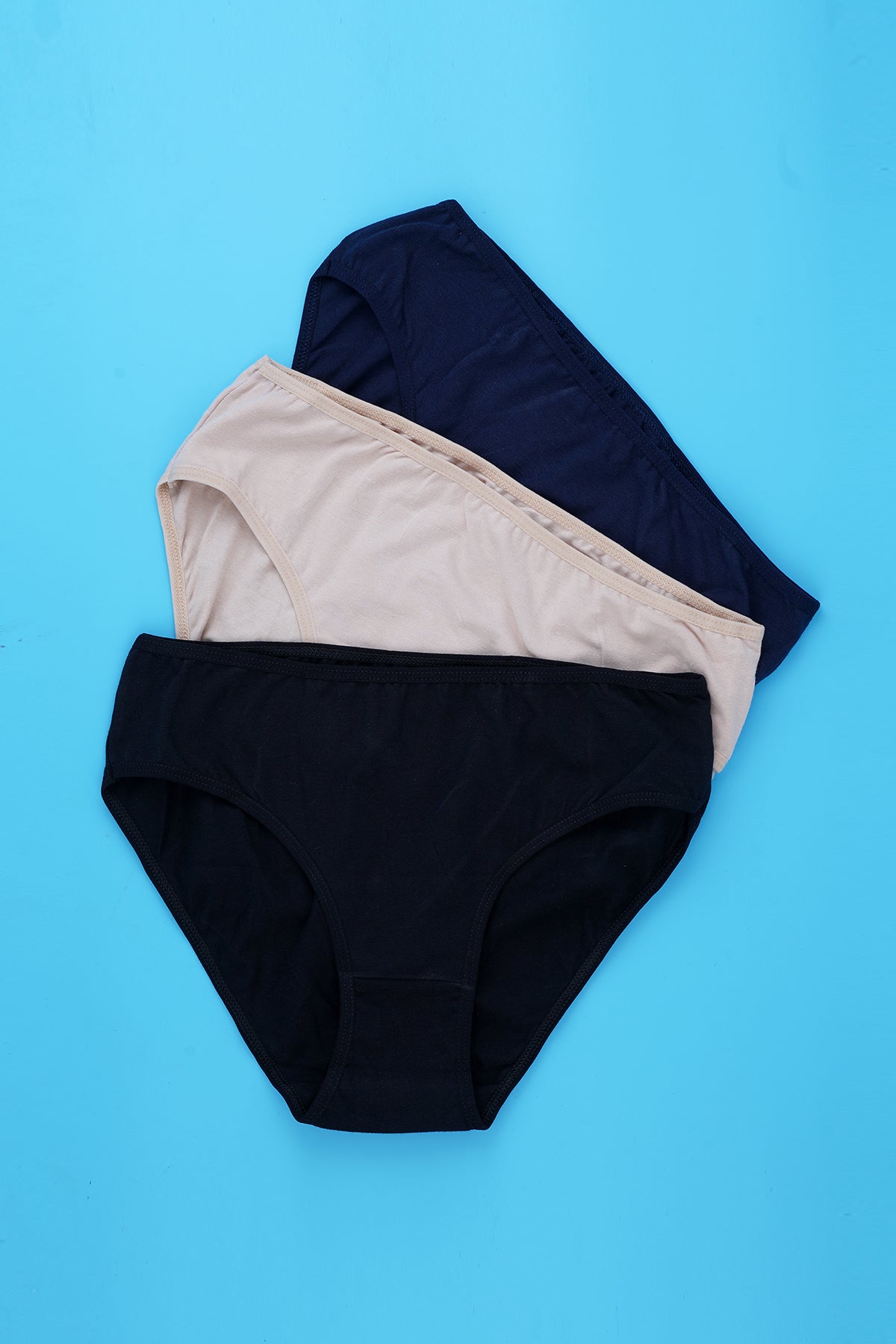 BLS | Paola Low Rise Cotton Panty | Navy Blue, Black, Skin | Pack of 3 | Best Price in Pakistan original skincare product Pakistan مرکزی تصویر
